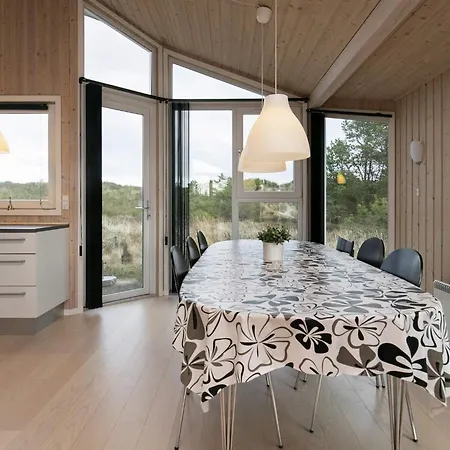 Xxxii Holiday home