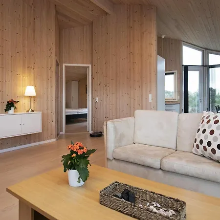 Holiday home Xxxii *
